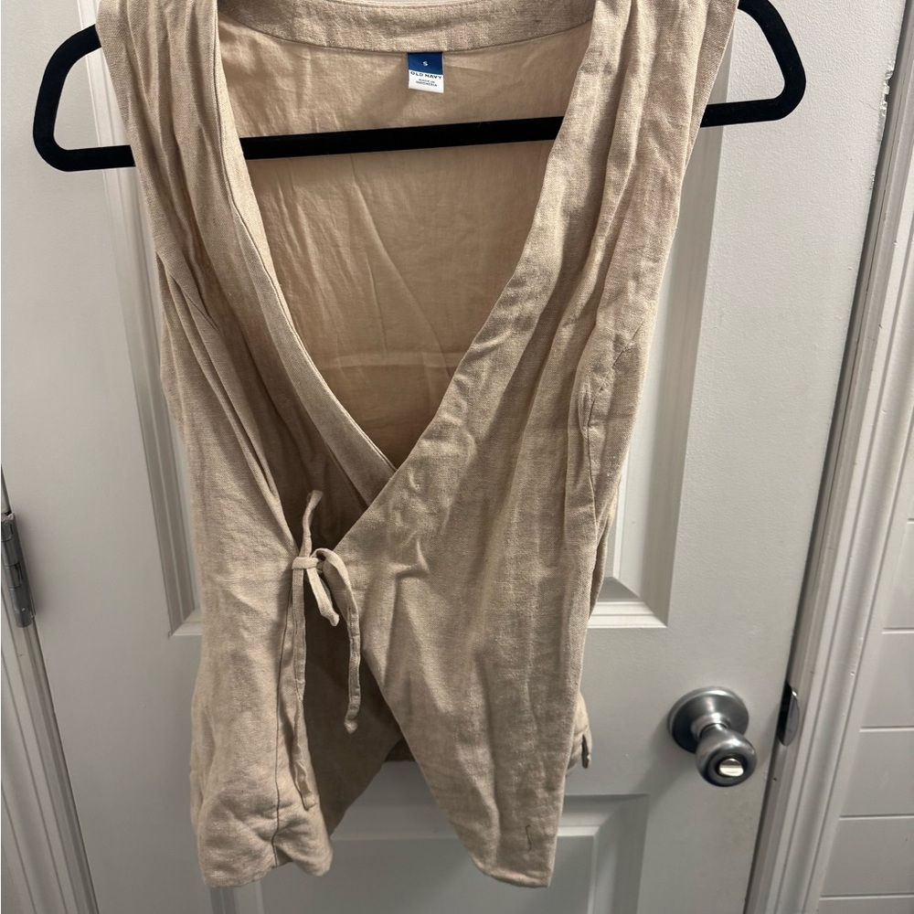 Old navy linen Tan Sleeveless Wrap Top